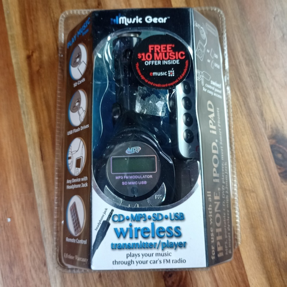 Music Gear Wireless Transmitter Player CD MP3 SD USB Remote Control Iphone Ipod